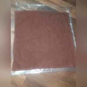 New Crate & Barrel Linen Pillow Cover